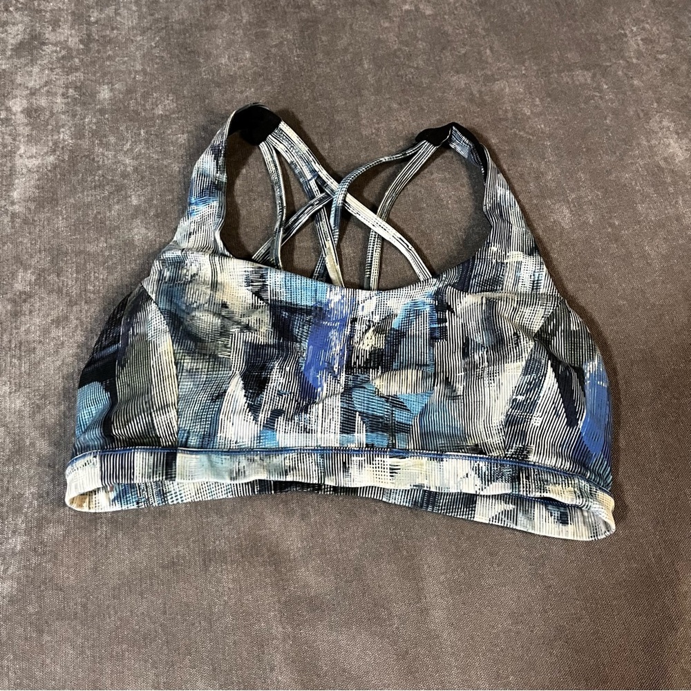 Lululemon Free To Be Serene Bra in Sun Dazed Multi Blue | Size 8